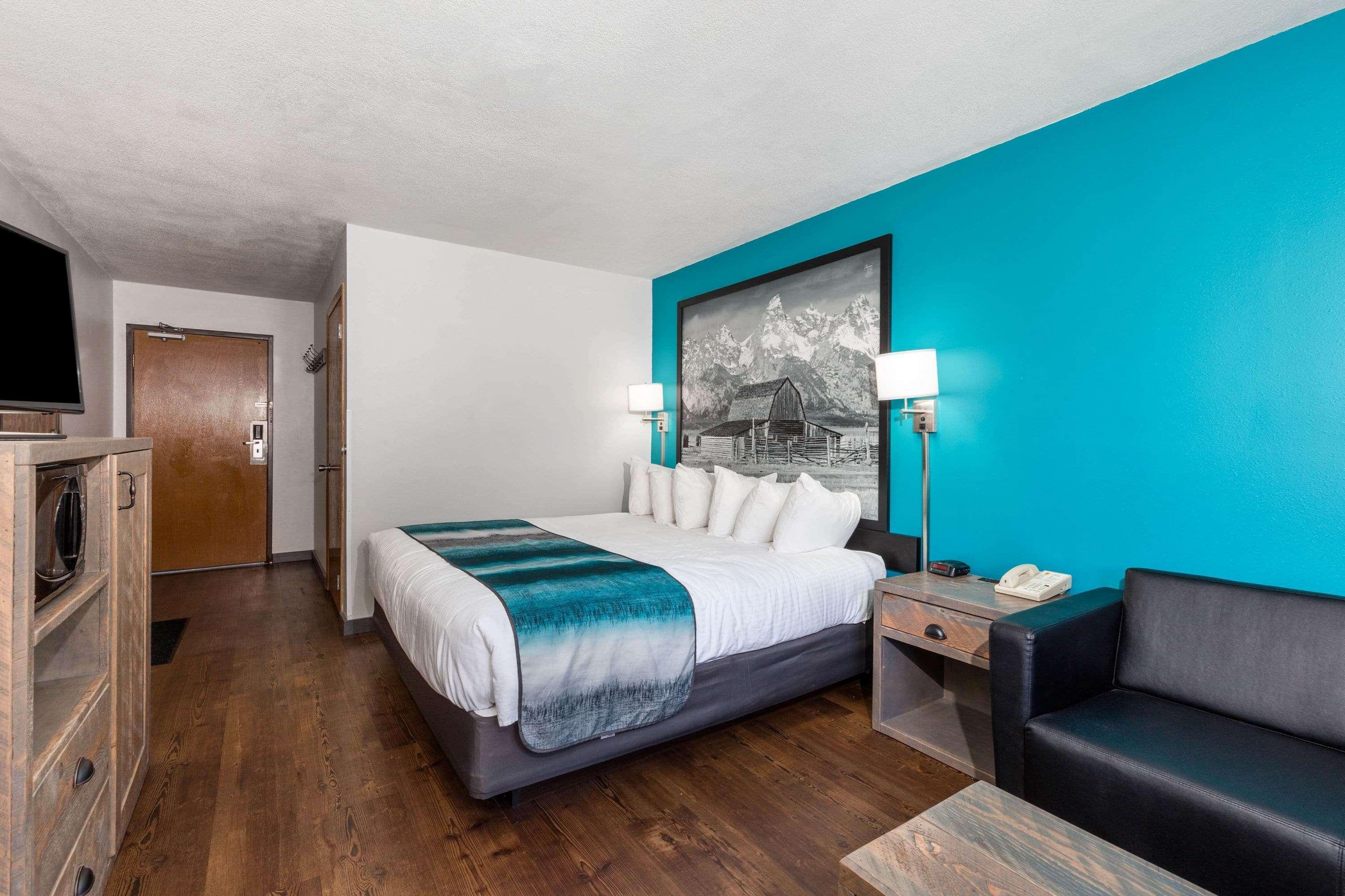 Super 8 By Wyndham Gardiner/Yellowstone Park Area Exterior photo